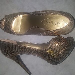 Guess heels